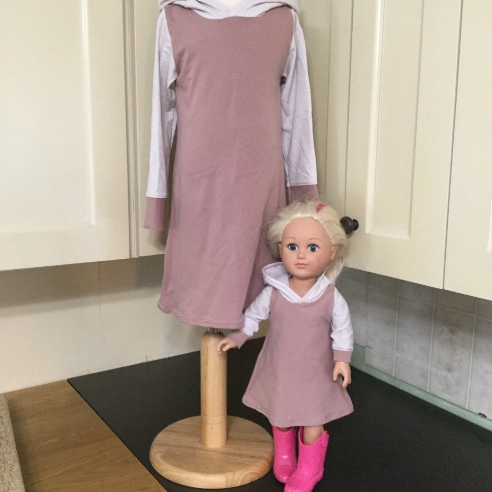 Handmade dress with matching hooded doll dress dress is size 4